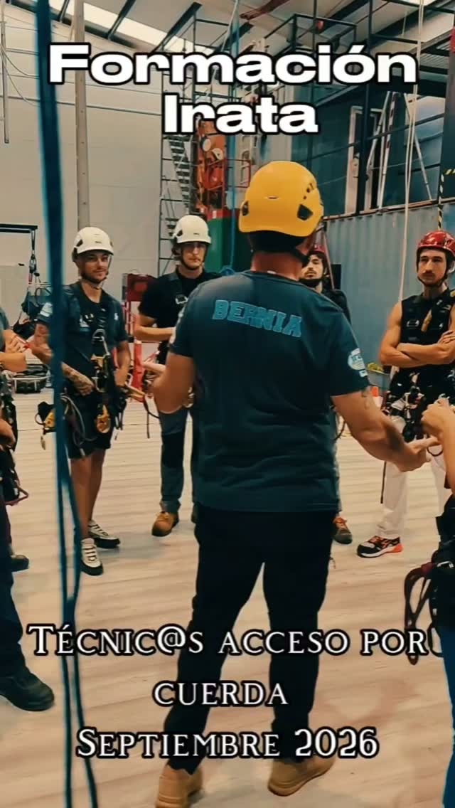 Terminamos una nueva semana de formación IRATA.

Para algunos, el Nivel 1 supone el comienzo de una nueva vida profesional en el acceso por cuerda. Para otros, subir de nivel significa seguir creciendo, asumir nuevas responsabilidades y avanzar en su camino.

Cada persona llega con un objetivo diferente, pero todas comparten las mismas ganas de aprender, superarse y mejorar profesionalmente.

Enhorabuena a todo el grupo 💪😉

#irataespaña #iratavalencia #trabajosverticales #iratamadrid
