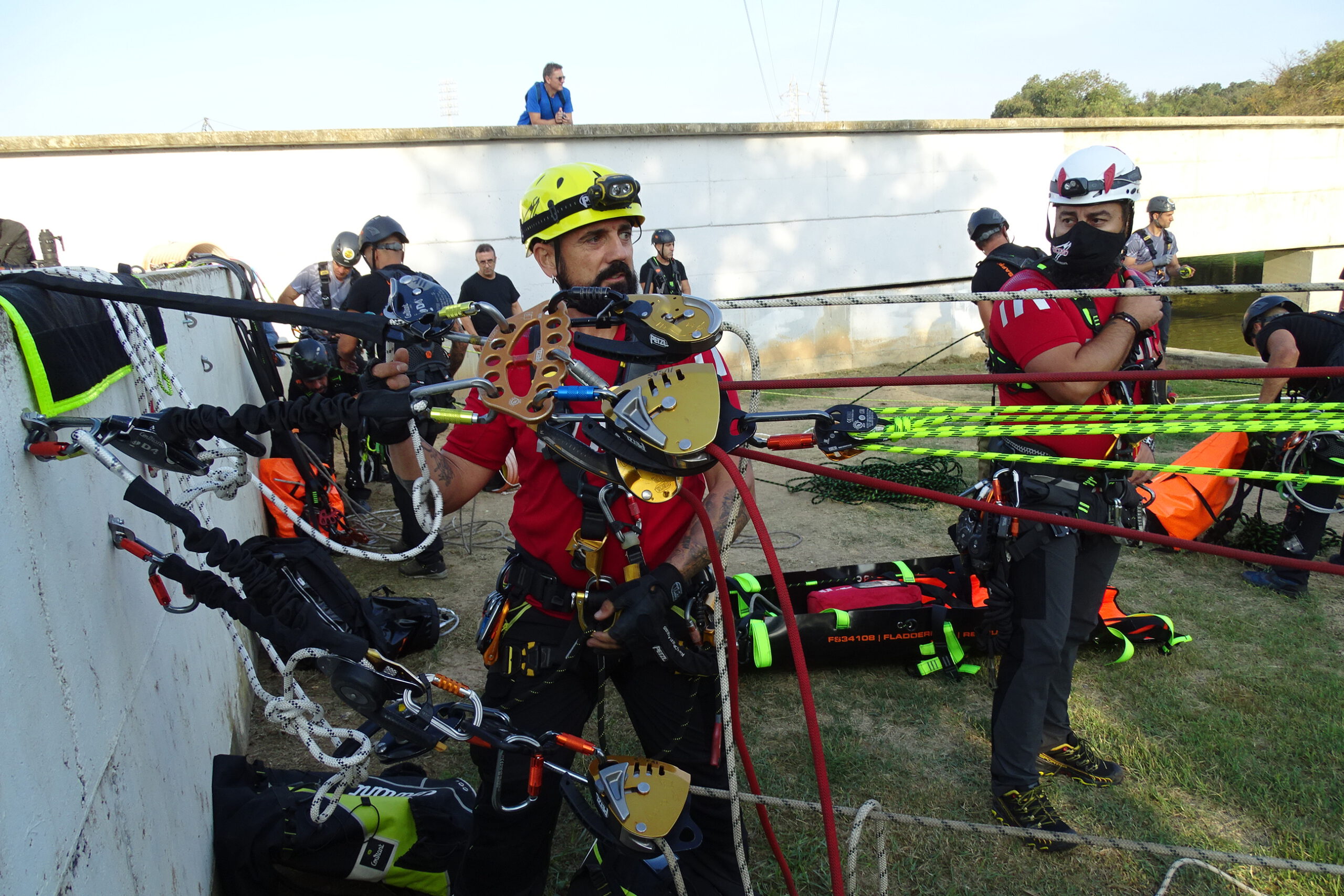 Arnés de seguridad para rescate vertical en alturas